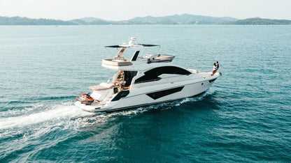 58-feet motor yacht MY058