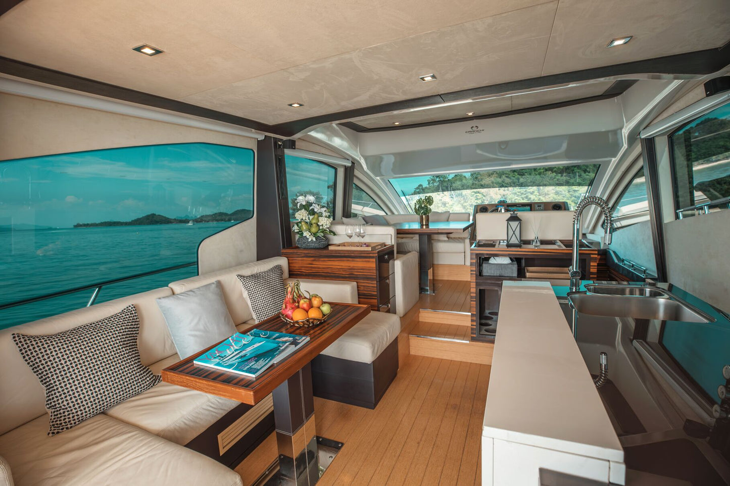 58-feet motor yacht MY058