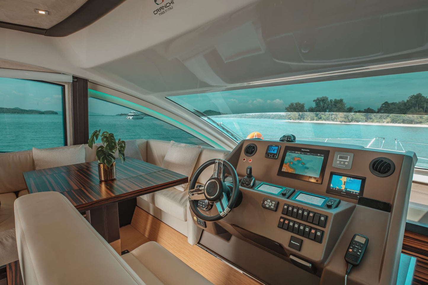 58-feet motor yacht MY058