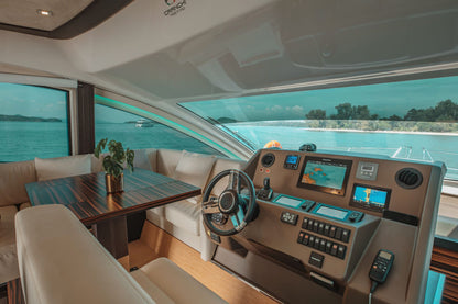 58-feet motor yacht MY058