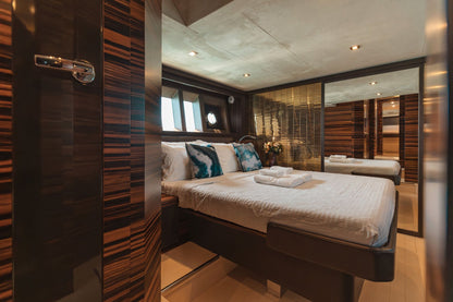 58-feet motor yacht MY058