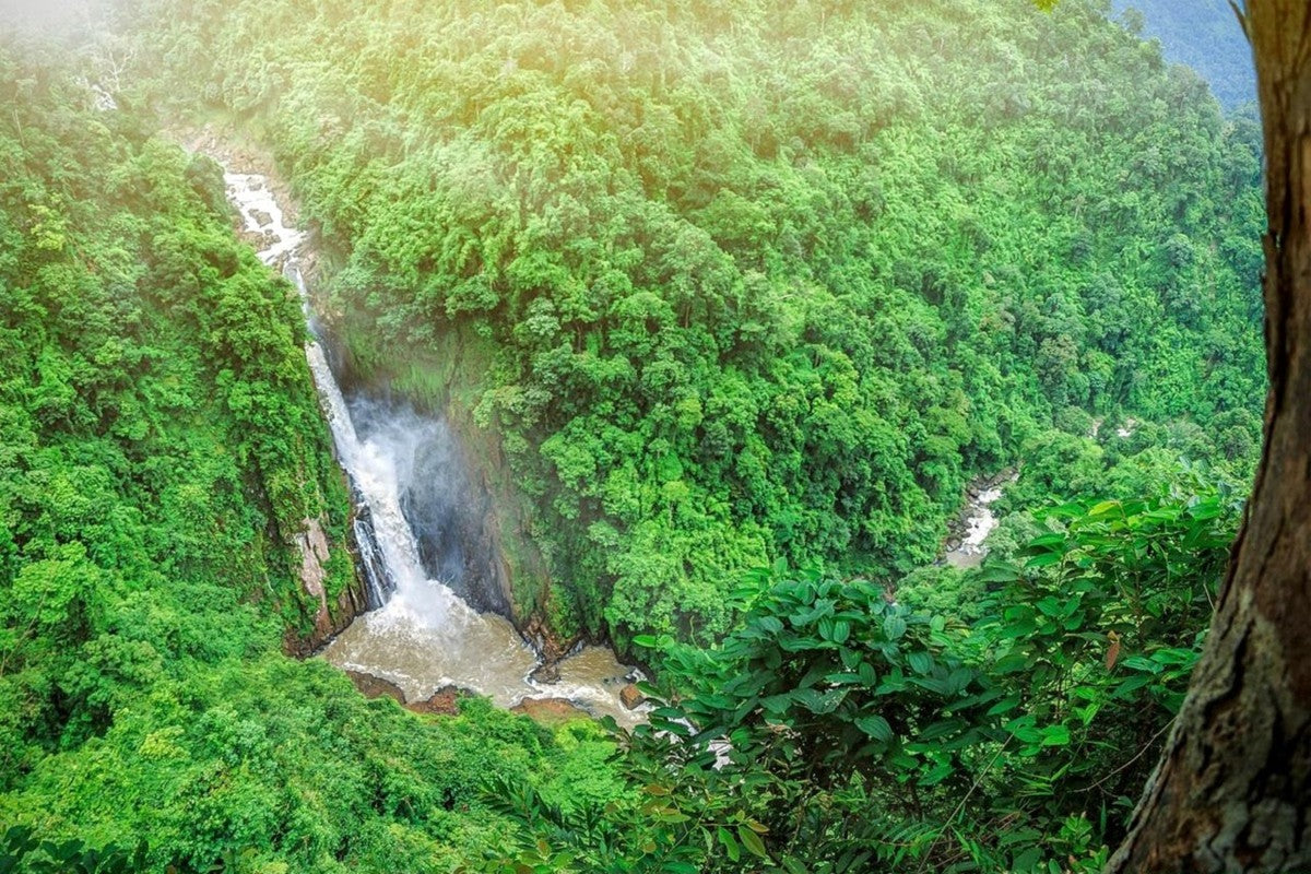 The Edge of Waterfalls