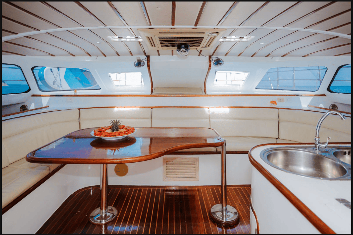 42-feet motor catamaran MC042