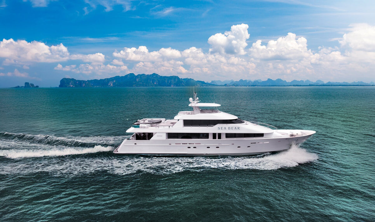 130-feet luxury yacht LY130