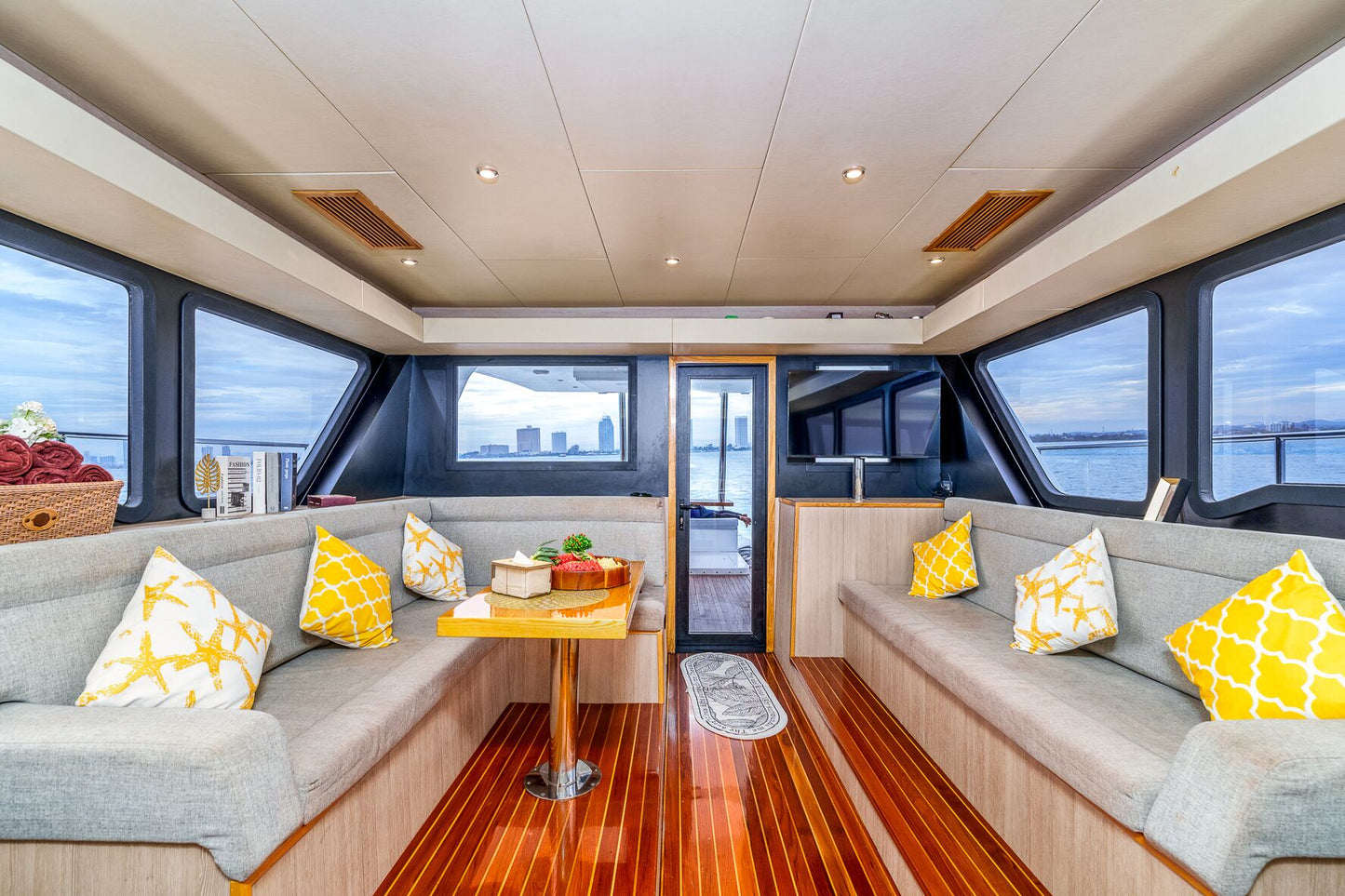 50-feet motor catamaran MC050