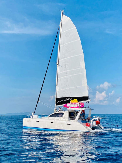40-feet sailing catamaran SC040