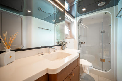 130-feet luxury yacht LY130