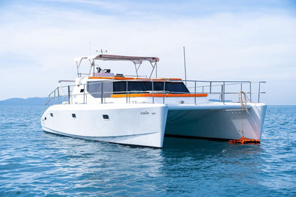 36-feet motor catamaran MC036