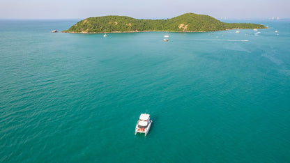 48-feet motor catamaran MC048