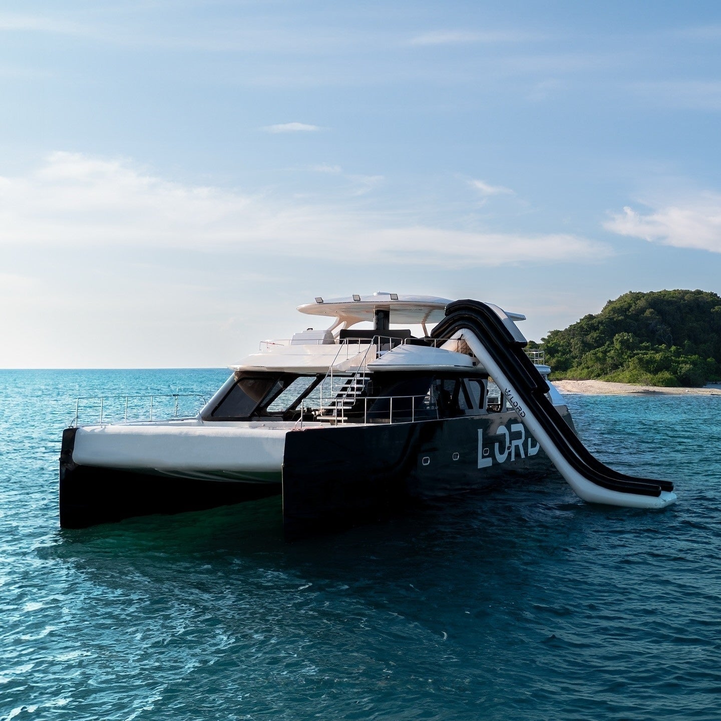 65-feet motor catamaran MC065