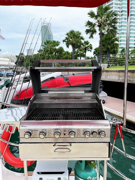 76-feet motor catamaran MC076