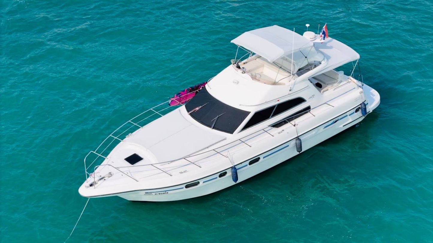 44-feet motor yacht MY044