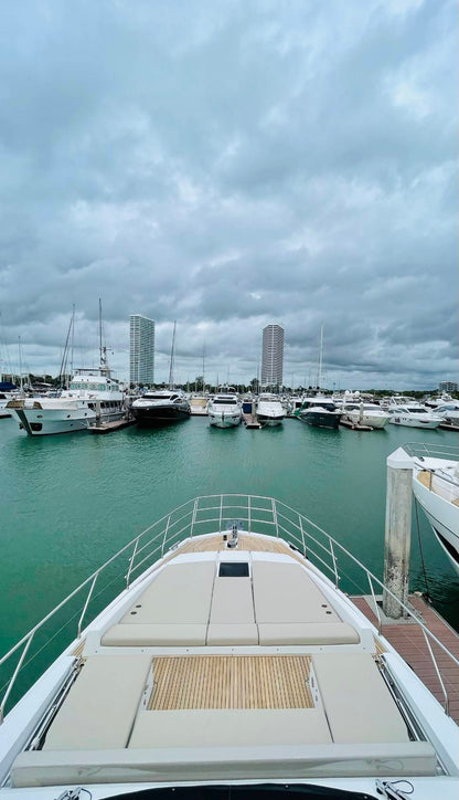 66-feet motor yacht MY066