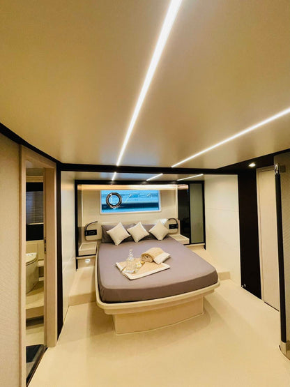 66-feet motor yacht MY066