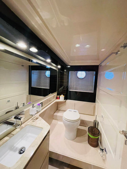 66-feet motor yacht MY066
