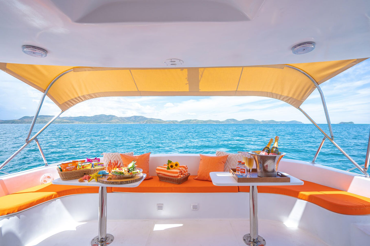 36-feet sailing catamaran SC036