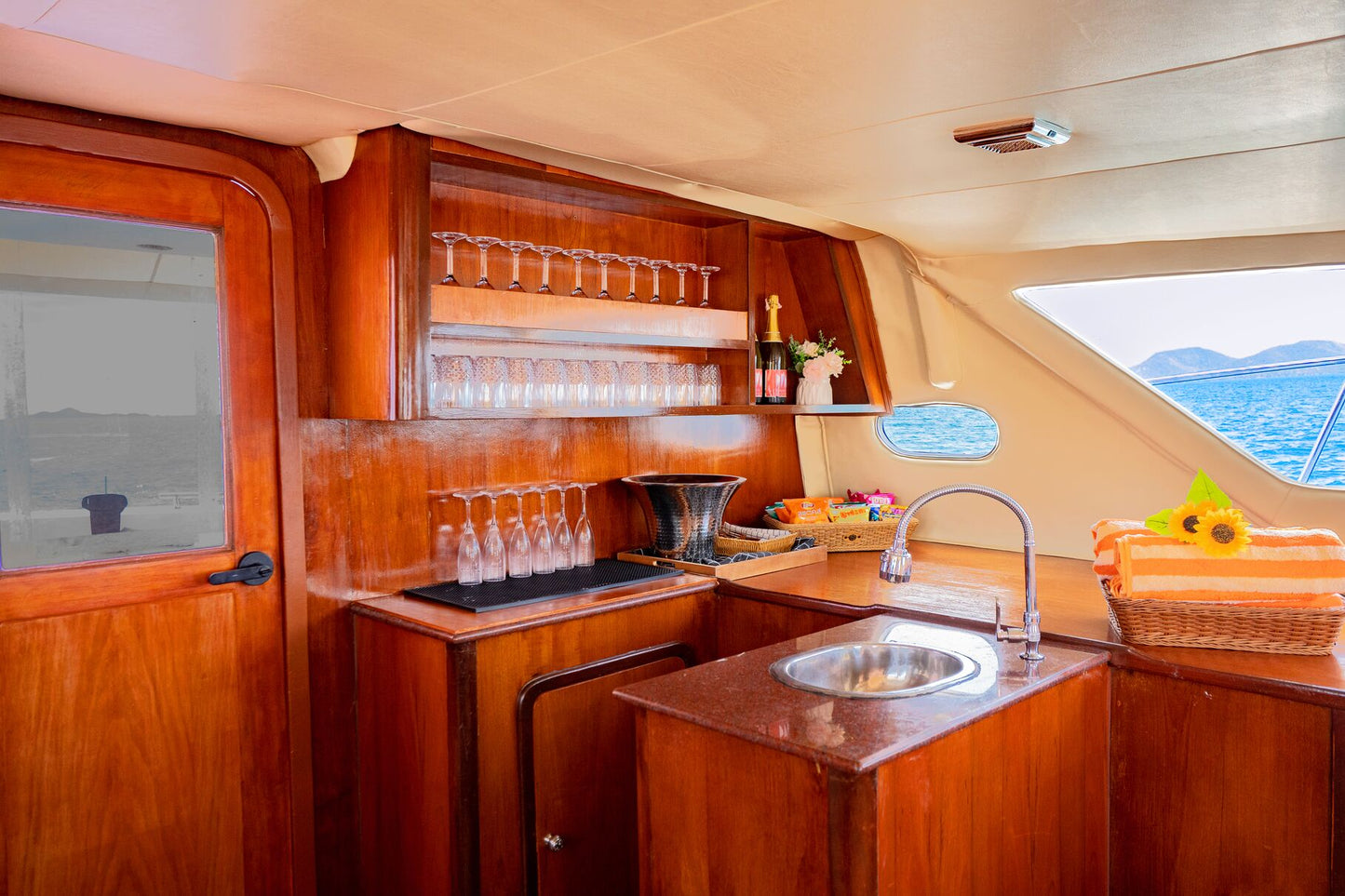 36-feet sailing catamaran SC036