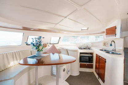 37-feet sailing catamaran SC037