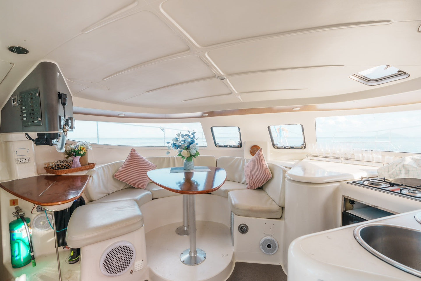 37-feet sailing catamaran SC037