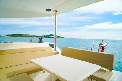 40-feet sailing catamaran SC040