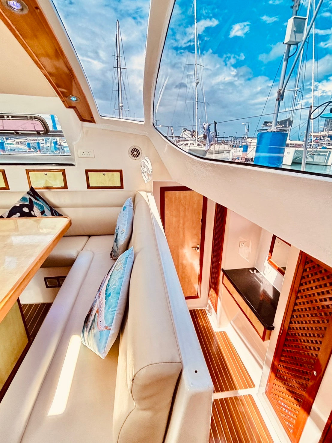 40-feet sailing catamaran SC040