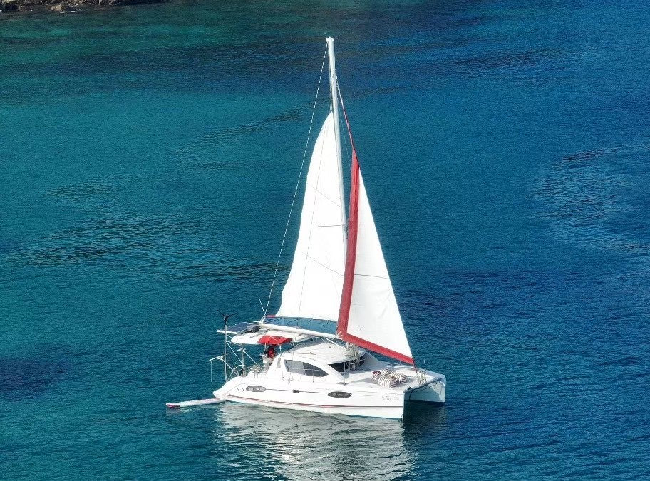 42-feet sailing catamaran SC042