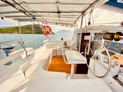 44-feet sailing catamaran SC044
