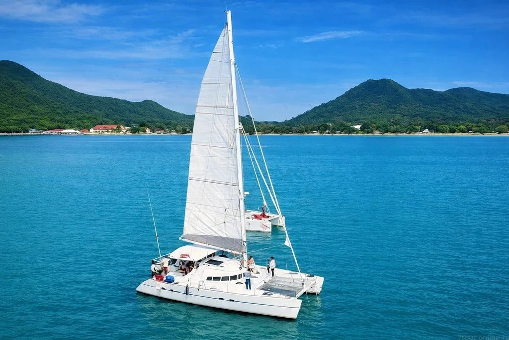 47-feet sailing catamaran SC047
