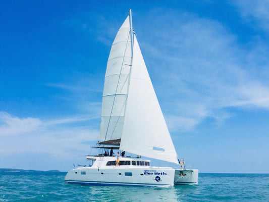 50-feet sailing catamaran SC050