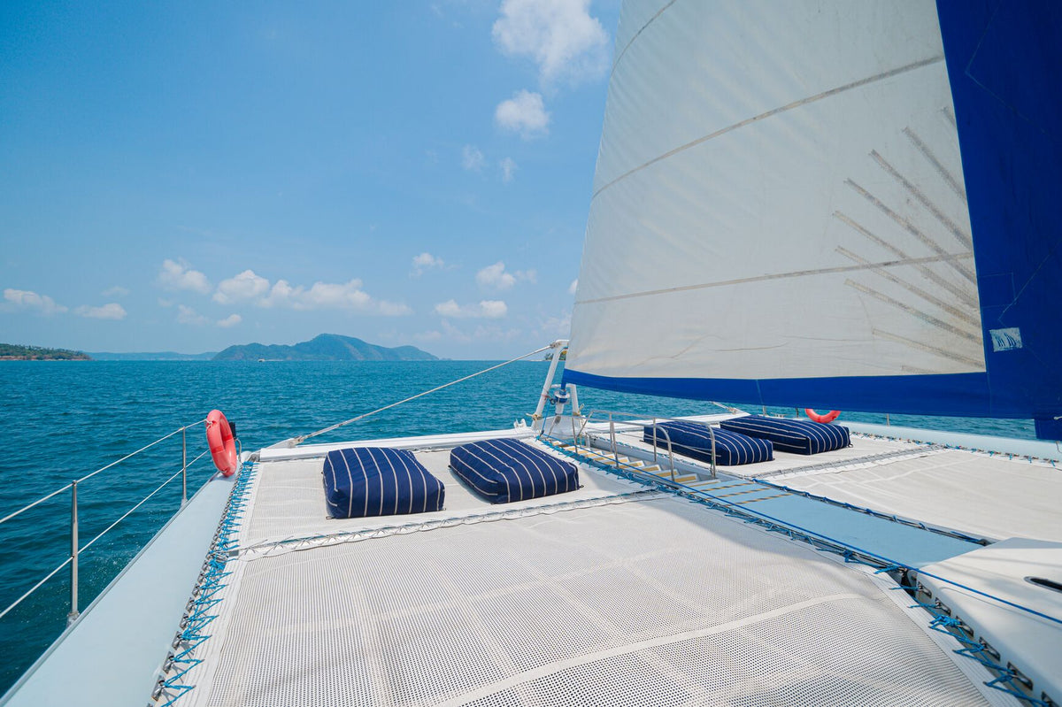 75-feet sailing catamaran SC075