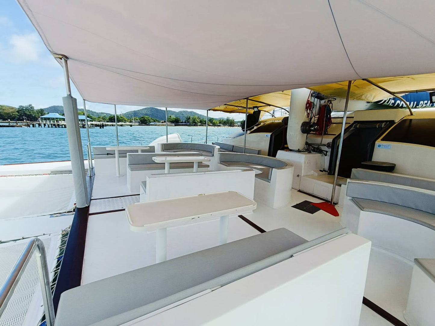 82-feet beach club BC082