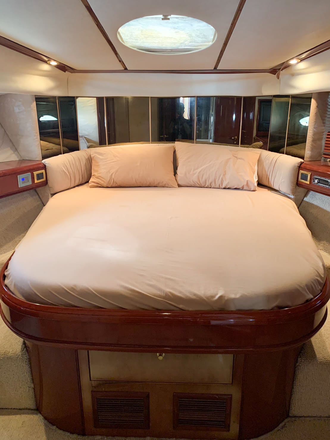 55-foot Motor Yacht_noUse